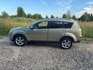 2007 Mitsubishi Outlander II, золотистый, 860000 рублей, вид 3