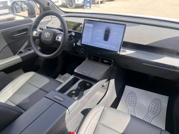 2026 Toyota bZ3X 58.3 kWh, белый - вид 22