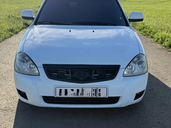 2011 Lada (ВАЗ) Priora I, белый, 250000 рублей