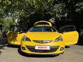 2014 Opel Astra GTC J Рестайлинг, жёлтый - вид 4