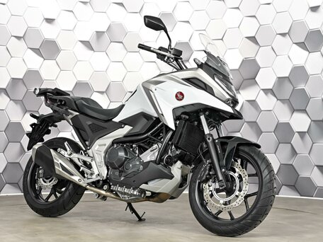 2023 Honda NC 750X, белый, 1077000 рублей, вид 1