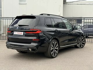 2025 BMW X7 40d I (G07) Рестайлинг, чёрный, 15990000 рублей, вид 3