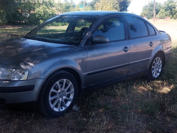 1997 Volkswagen Passat B5, серый, 480000 рублей
