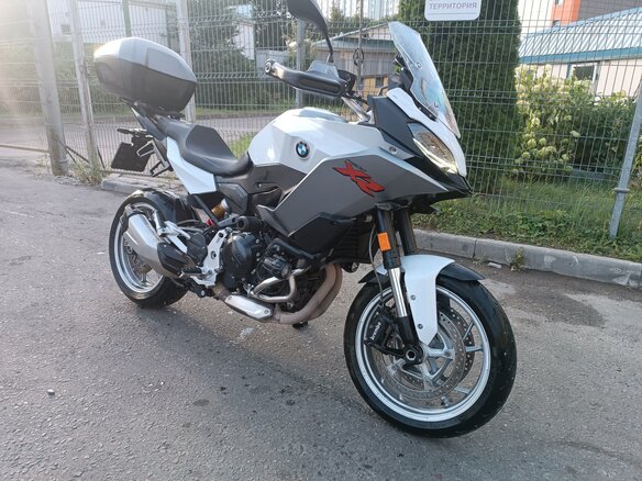 2023 BMW F 900 XR, белый, 970000 рублей
