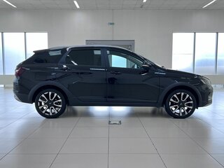 2024 Lada (ВАЗ) Vesta SW Cross I Рестайлинг (NG), чёрный, 1460000 рублей, вид 4