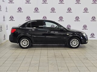 2011 Kia Rio II Рестайлинг, чёрный, 397000 рублей, вид 4