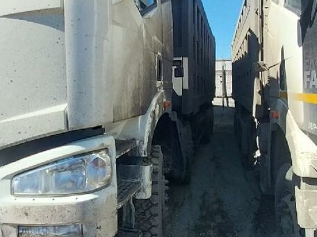2022 FAW J6 CA3310, белый, 3341000 рублей, вид 2