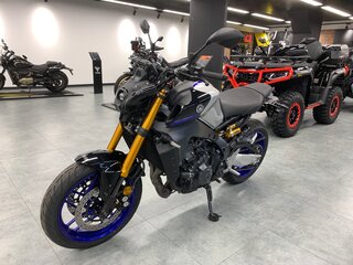2023 Yamaha MT-09 (FZ-09), серый, 1170000 рублей, вид 3