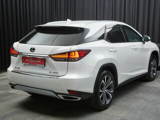 2020 Lexus RX 300 IV Рестайлинг, белый, 4297000 рублей, вид 4