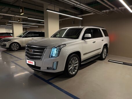 2018 Cadillac Escalade IV, белый, 4250000 рублей, вид 2