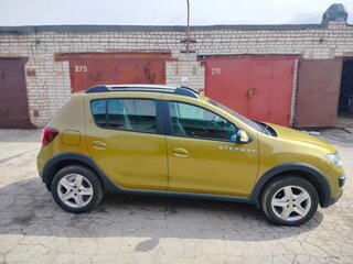2017 Renault Sandero Stepway II, зелёный, 1200000 рублей, вид 2