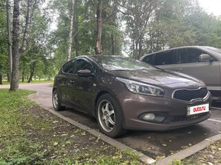 2012 Kia Ceed II, коричневый, 830000 рублей, вид 3