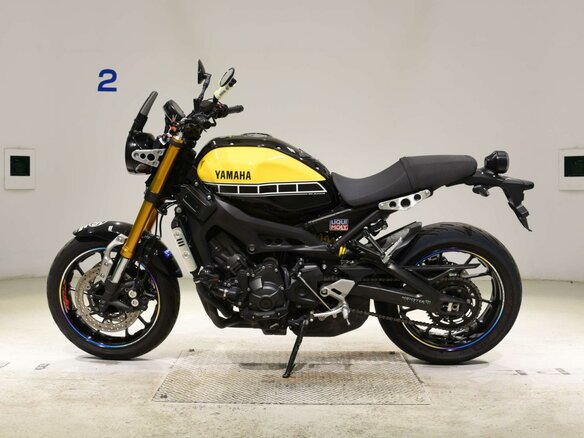 2016 Yamaha XSR900, жёлтый