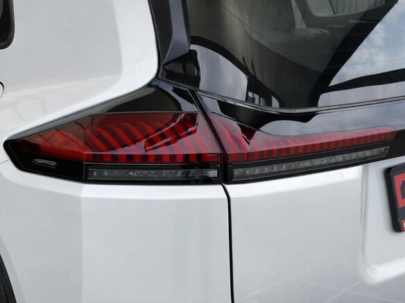2026 Toyota RAV4 V (XA50), белый, 4247000 рублей - вид 9