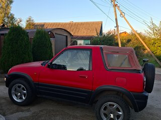 1998 Toyota RAV4 I (XA10), красный, 380000 рублей, вид 5