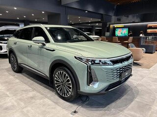 2025 Exeed RX, зелёный, 5200000 рублей, вид 3
