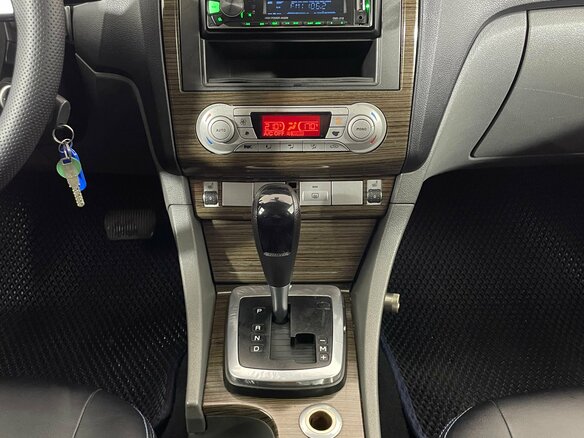 2008 Ford Focus II Рестайлинг, зелёный, 436000 рублей - вид 13