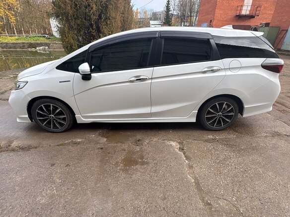 2019 Honda Shuttle II Рестайлинг, белый, 1480000 рублей - вид 1