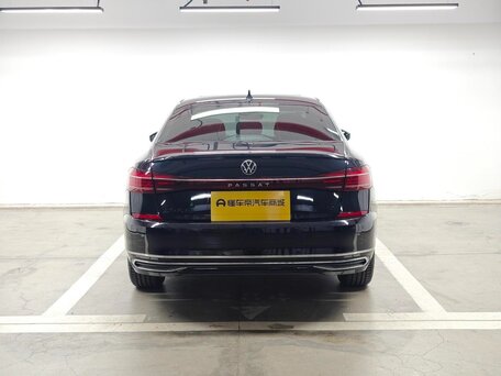 2023 Volkswagen Passat B8 Рестайлинг, чёрный, 1930000 рублей, вид 4