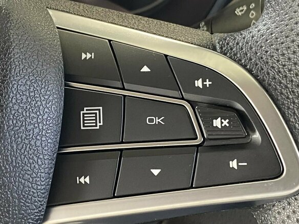 2024 Lada (ВАЗ) Vesta I Рестайлинг (NG), белый, 1080000 рублей - вид 14