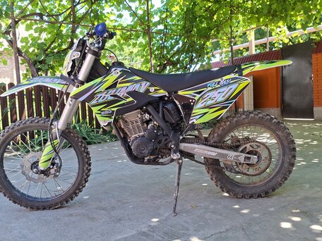 2025 Zuumav FXR, зелёный, 150000 рублей, вид 2
