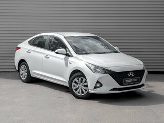 2022 Hyundai Solaris II Рестайлинг, белый, 1595000 рублей, вид 3