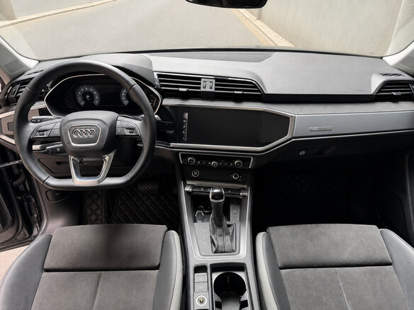 2022 Audi Q3 35 TFSI II (F3), серый, 2540000 рублей - вид 15