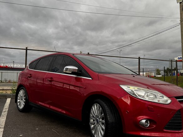 2011 Ford Focus III, пурпурный, 889000 рублей - вид 3