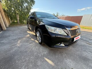 2013 Toyota Camry VII (XV50), чёрный, 1750000 рублей, вид 3