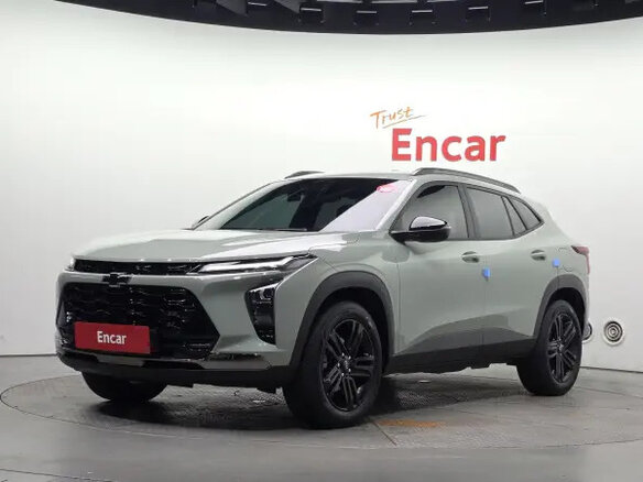 2023 Chevrolet Trax II, зелёный, 1400000 рублей - вид 1