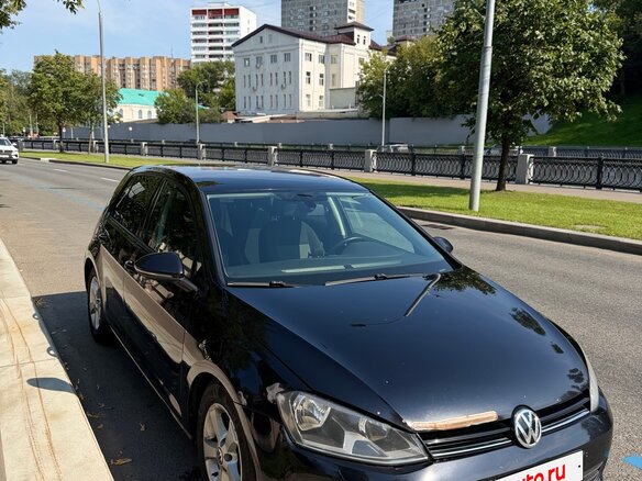 2014 Volkswagen Golf VII, чёрный - вид 1