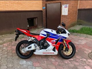 2013 Honda CBR 600RR, красный, 690000 рублей, вид 1