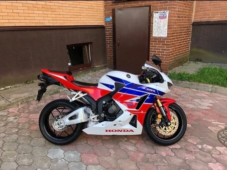2013 Honda CBR 600RR, красный, 690000 рублей, вид 1