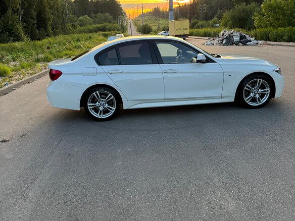 2016 BMW 3 серии 320i xDrive VI (F3x) Рестайлинг, белый - вид 2