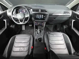 2023 Volkswagen Tiguan II Рестайлинг, серый, 3840000 рублей, вид 5