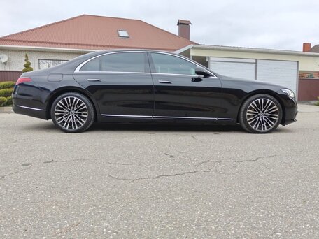 2021 Mercedes-Benz S-Класс 450 Long 4MATIC VII (W223), чёрный, 9850000 рублей, вид 4