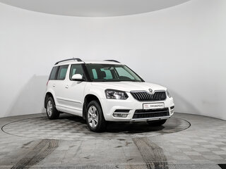 2014 Skoda Yeti I Рестайлинг, белый, 910000 рублей, вид 3