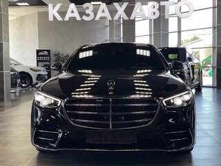 2020 Mercedes-Benz S-Класс 450 Long 4MATIC VII (W223), чёрный, 9500000 рублей, вид 2