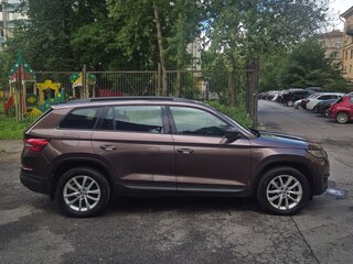 2020 Skoda Kodiaq I, коричневый, 2200000 рублей, вид 4