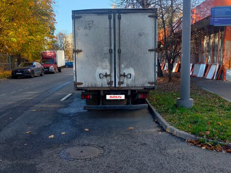 2017 Isuzu Elf (N-series), белый, 1850000 рублей, вид 2