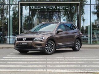 2017 Volkswagen Tiguan II, коричневый, 2900000 рублей, вид 1