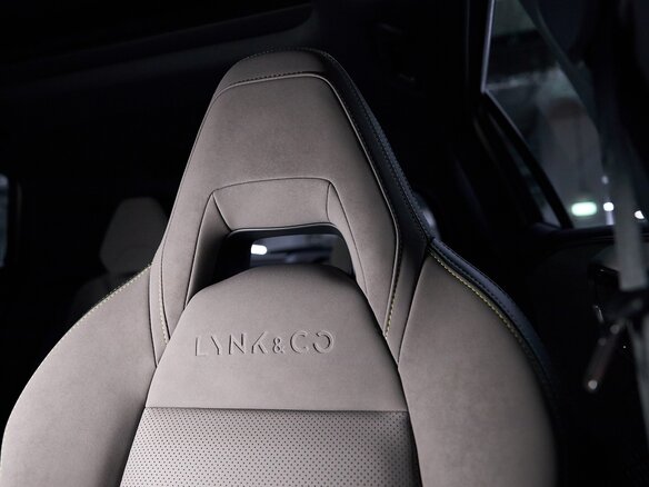 2026 Lynk & Co 06 I Рестайлинг, бежевый, 2912000 рублей - вид 19