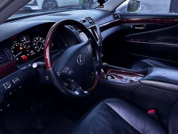 2007 Lexus LS Long 460 L IV, серебристый, 900000 рублей - вид 16