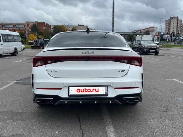 2022 Kia K5 III, белый, 2590000 рублей - вид 3