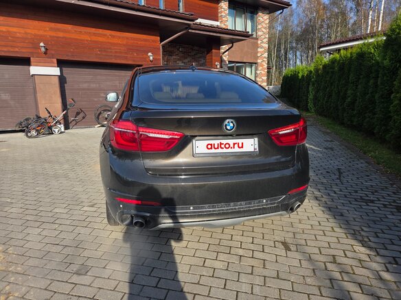 2016 BMW X6 35i II (F16), коричневый, 3400000 рублей - вид 9