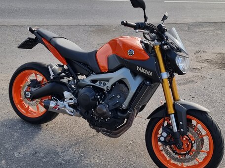 2014 Yamaha MT-09 (FZ-09), оранжевый, 500000 рублей, вид 1