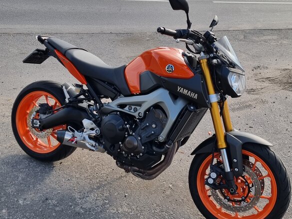 2014 Yamaha MT-09 (FZ-09), оранжевый, 500000 рублей