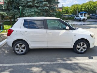 2012 Skoda Fabia II Рестайлинг, белый, 800000 рублей, вид 3