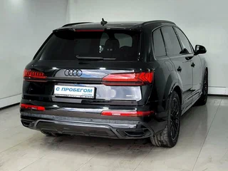 2023 Audi Q7 50 TDI II (4M) Рестайлинг, чёрный, 6090000 рублей, вид 4