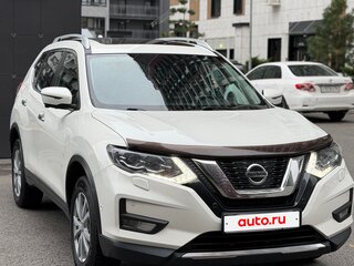 2021 Nissan X-Trail III Рестайлинг, белый, 3000000 рублей, вид 2